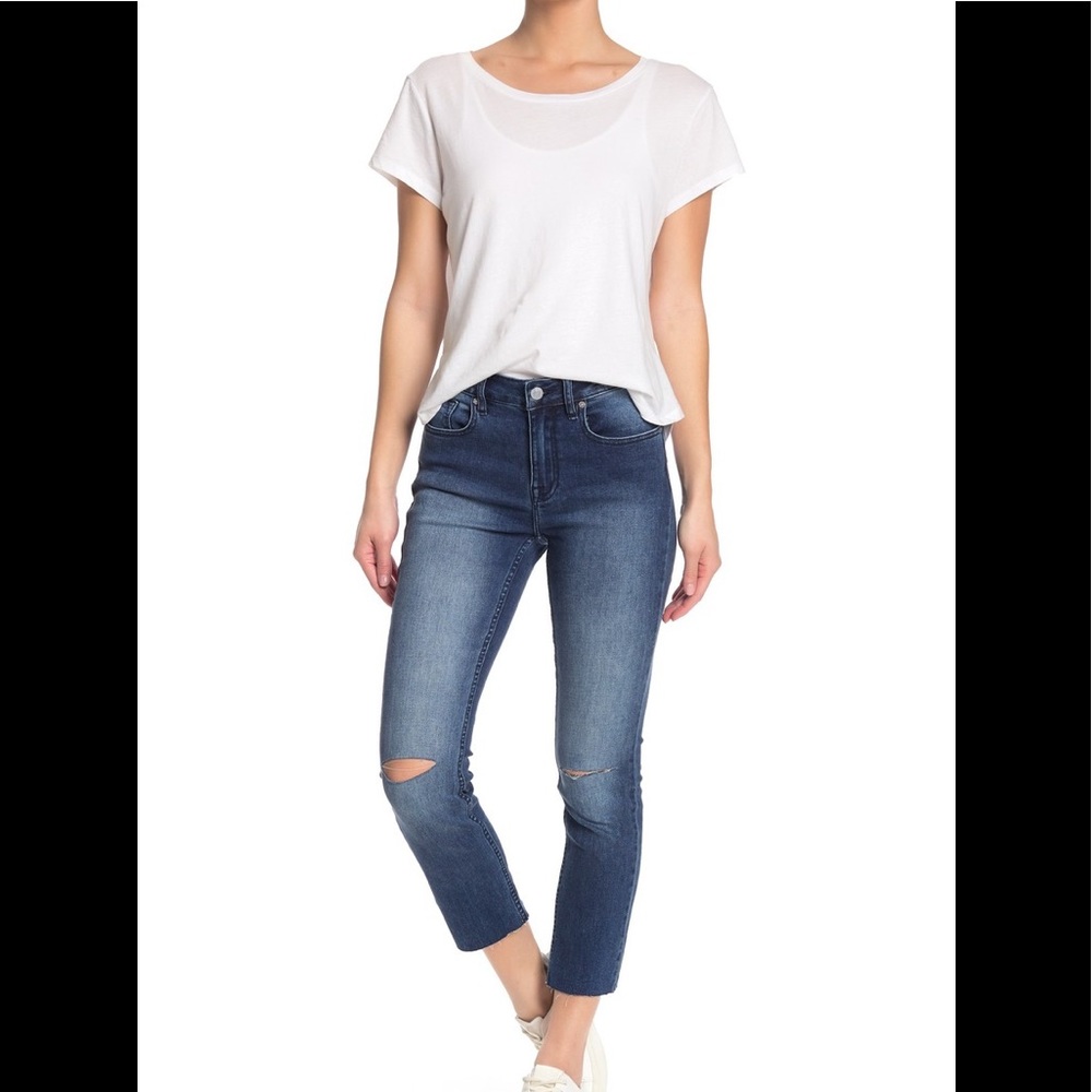 Vigoss Stevie Distressed Straight Leg Raw Crop